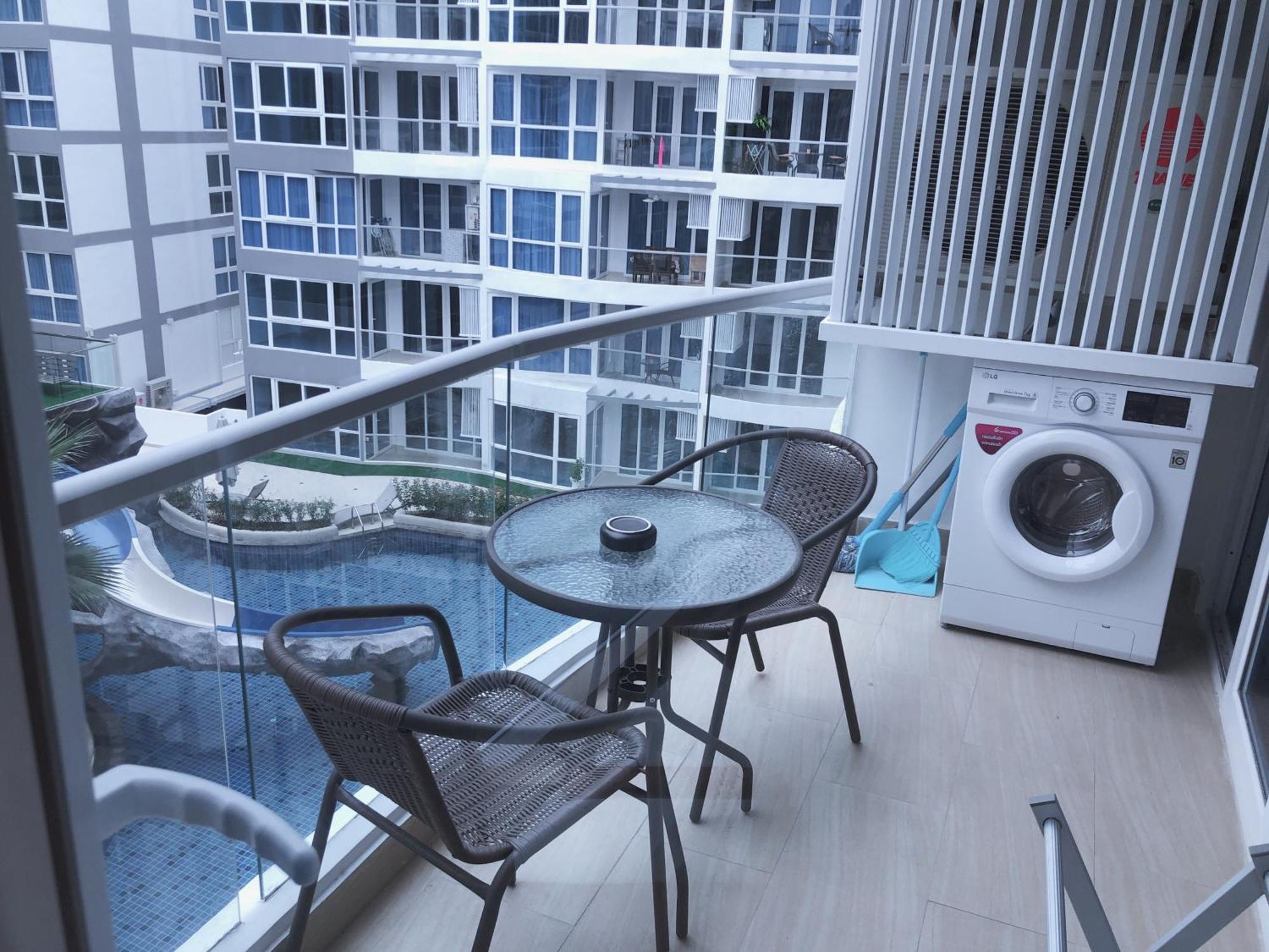 Centara Avenue Residence By Daisy Pattaya 1 Exteriör bild