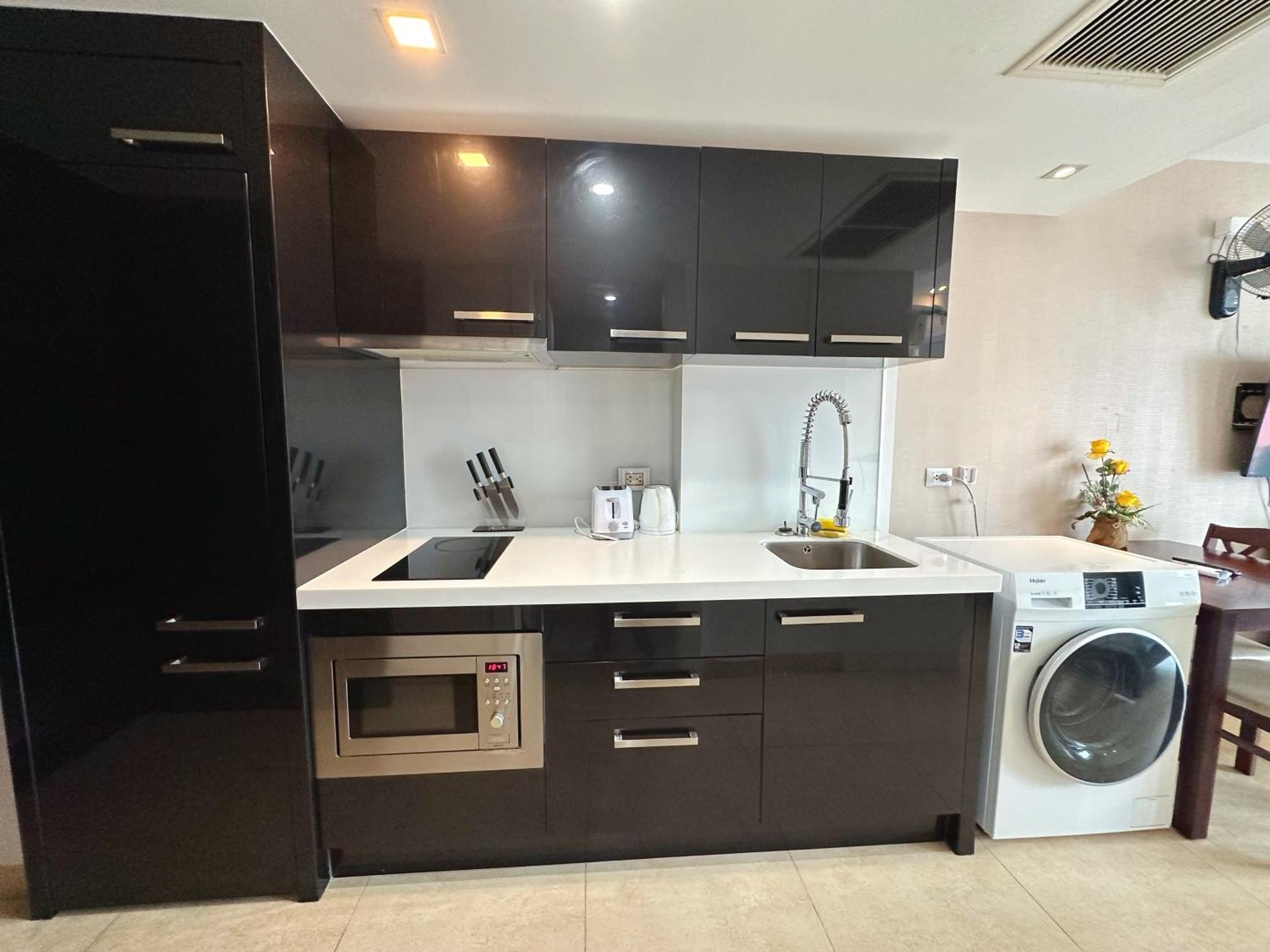 Centara Avenue Residence By Daisy Pattaya 1 Exteriör bild